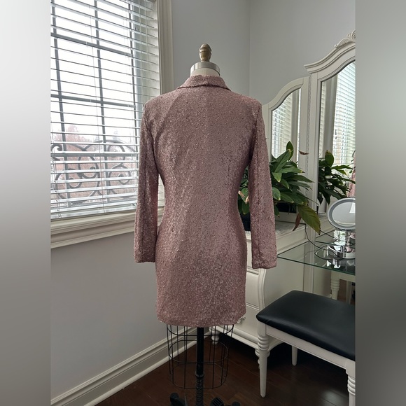 Saint Genies sequin double breasted blazer dress in rose gold - Picture 3 of 4